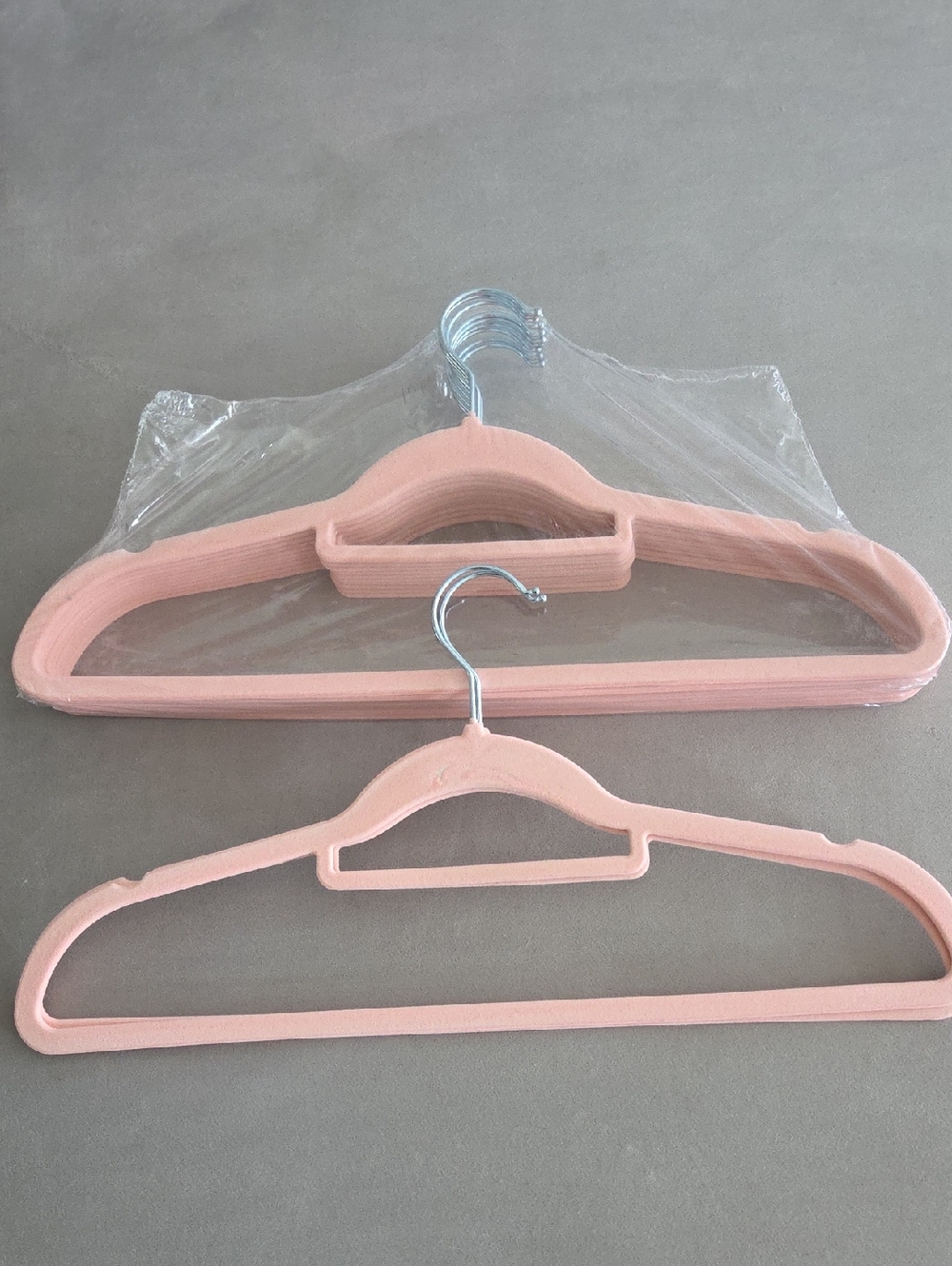 Velvet Non-Slip Hangers in Blush Pink - Set of 10